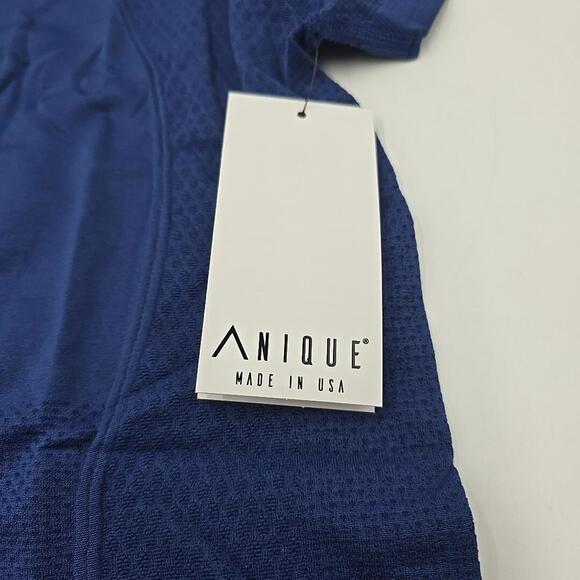 Anique Women's Signature Short Sleeve Riding‎ Equestrian Crew Blueberry L Shirt - Picture 9 of 14
